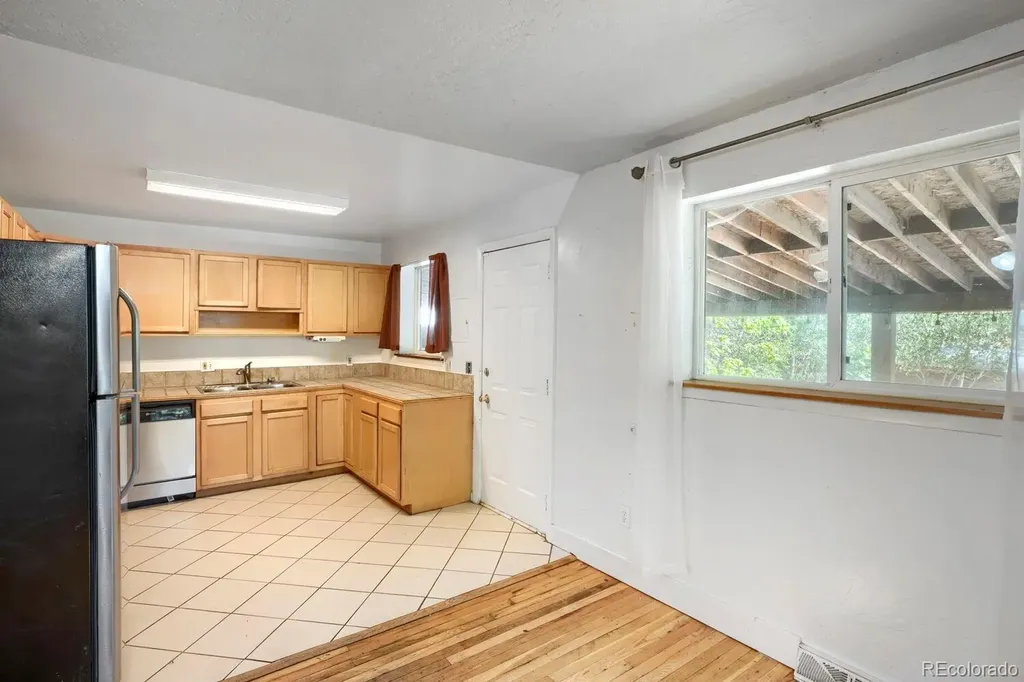 2201 W 55th Avenue Denver CO 80221