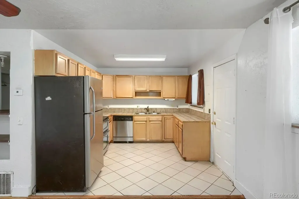 2201 W 55th Avenue Denver CO 80221