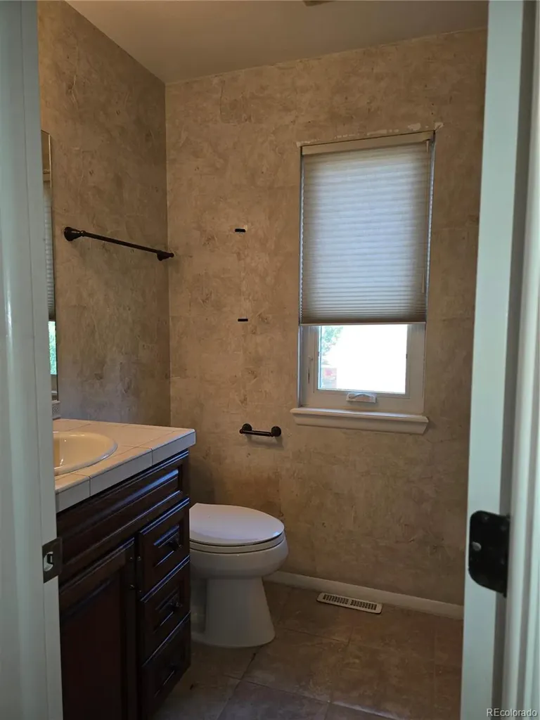 7497 E Nichols Place Centennial CO 80112