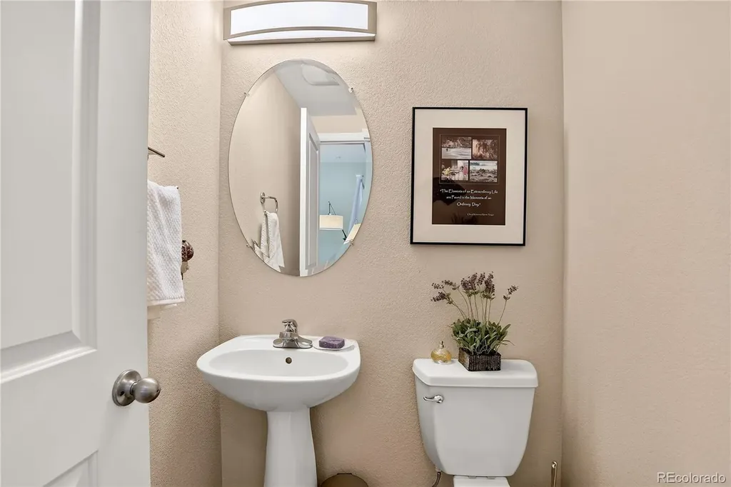 6907 W Virginia Place Denver CO 80226