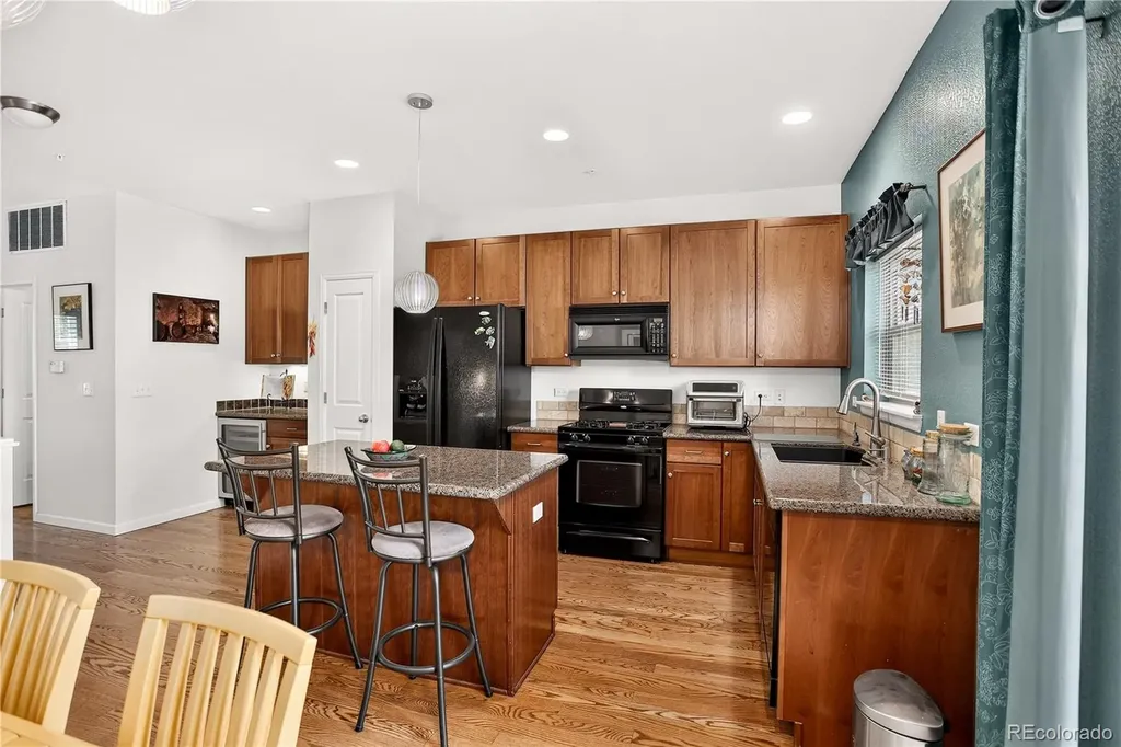 6907 W Virginia Place Denver CO 80226