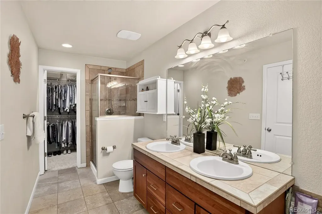 6907 W Virginia Place Denver CO 80226