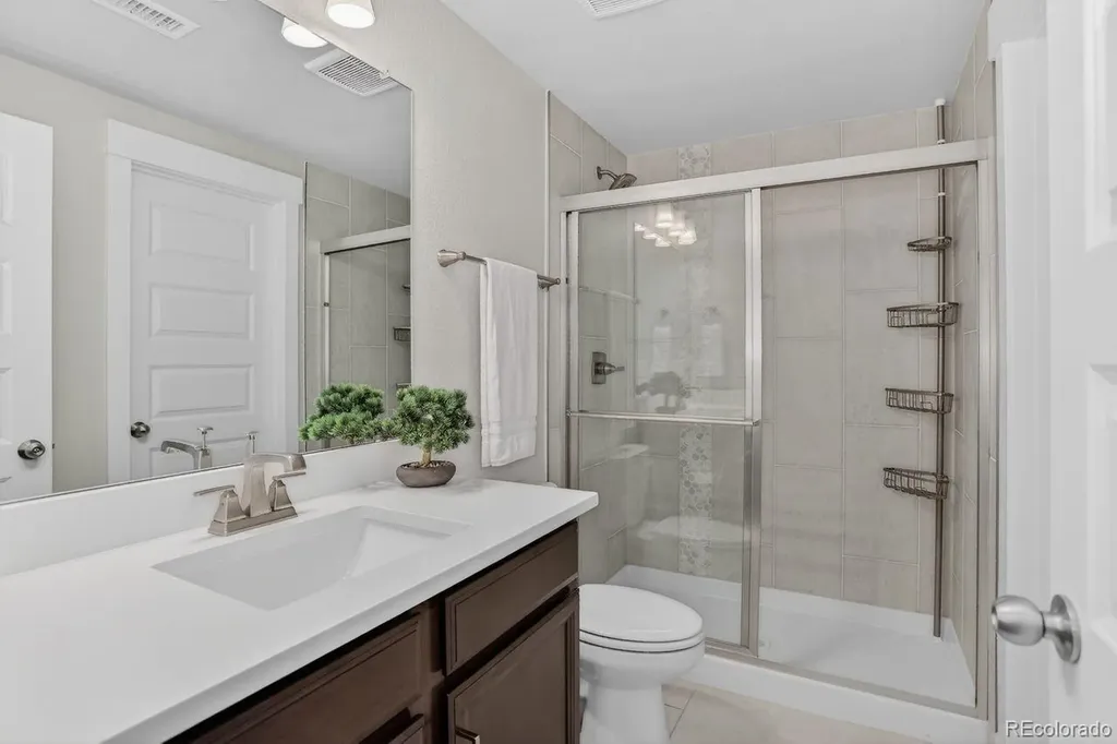8823 S Quemoy Court Aurora CO 80016