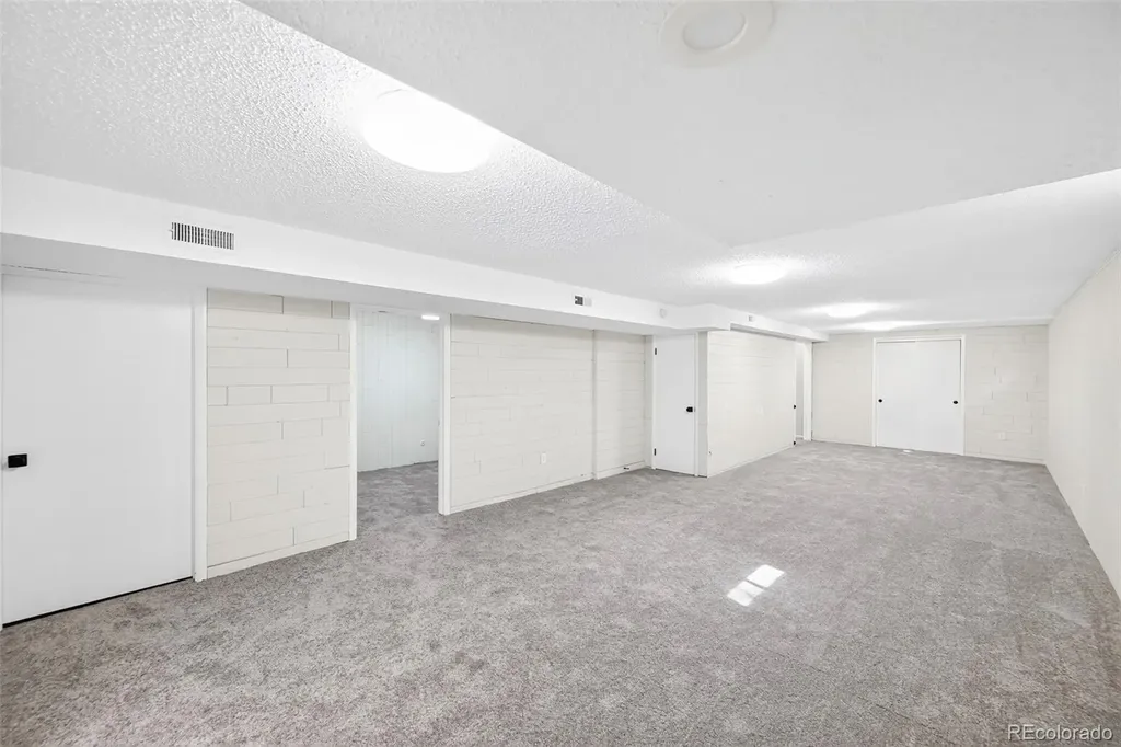 2628 S Allison Street Lakewood CO 80227