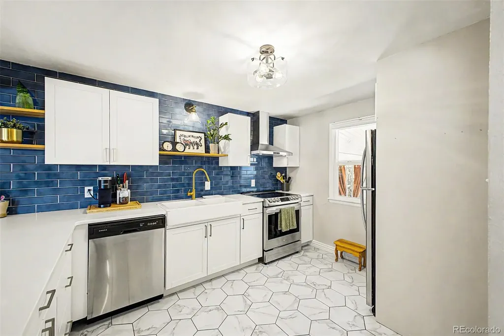 2758 S Irving Street Denver CO 80236