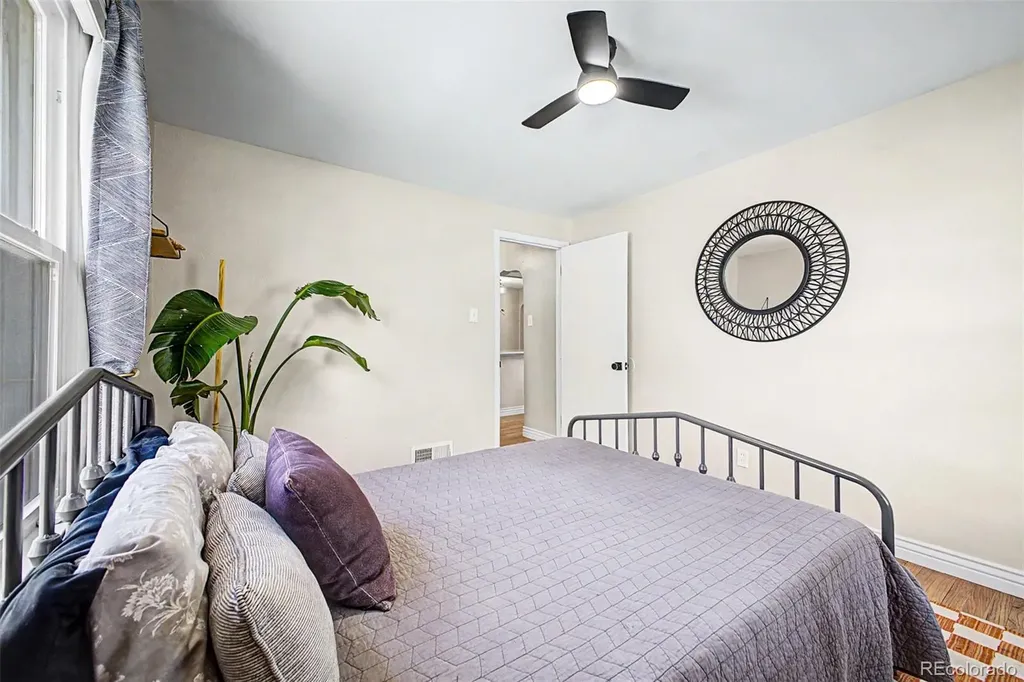 2758 S Irving Street Denver CO 80236