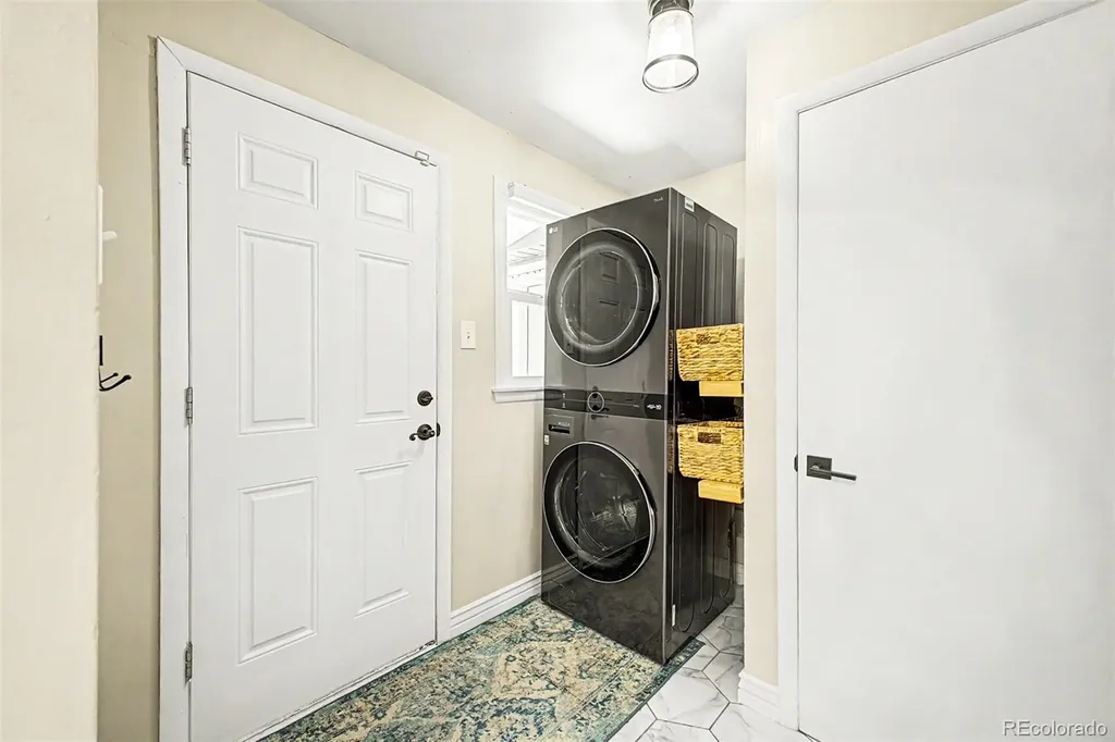 2758 S Irving Street Denver CO 80236