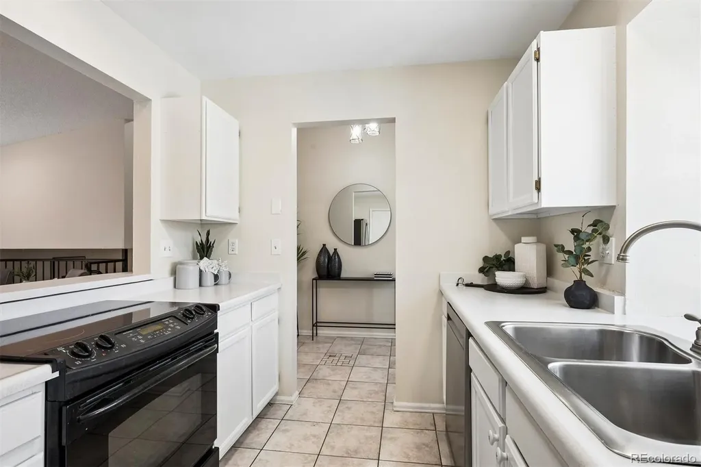 20960 E Ida Avenue Centennial CO 80015