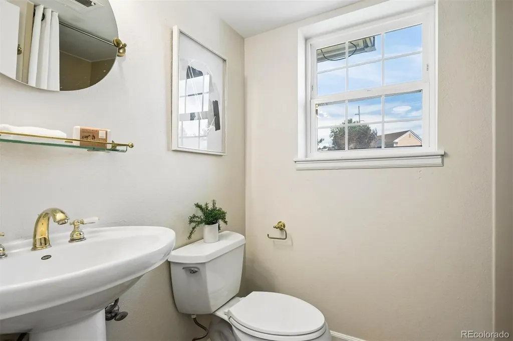 20960 E Ida Avenue Centennial CO 80015