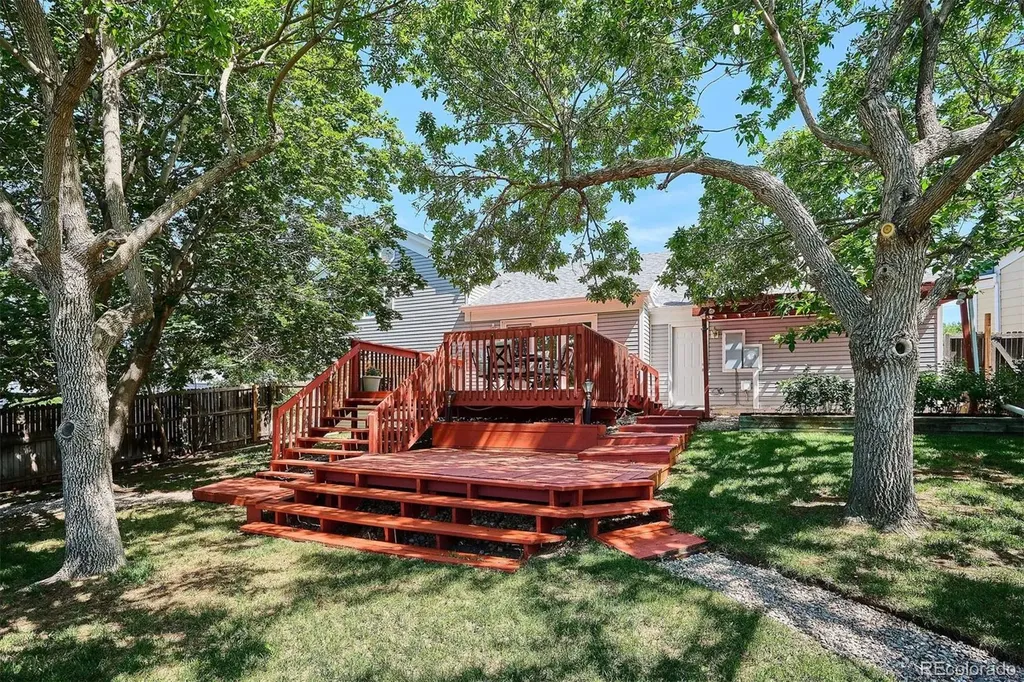 20960 E Ida Avenue Centennial CO 80015