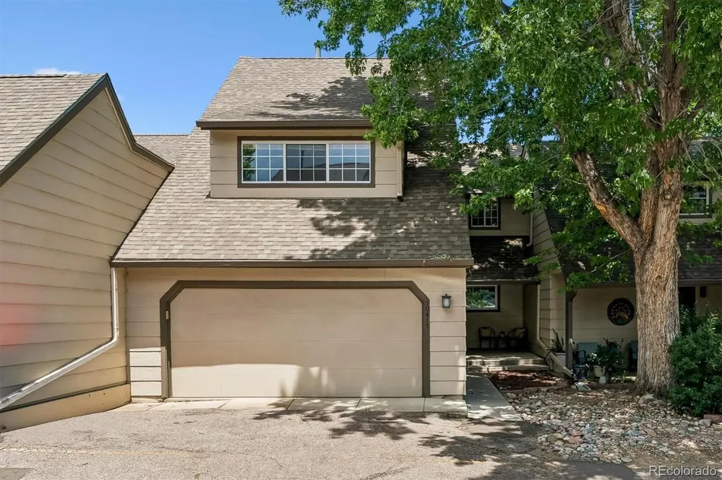 10417 Red Mountain W Littleton CO 80127