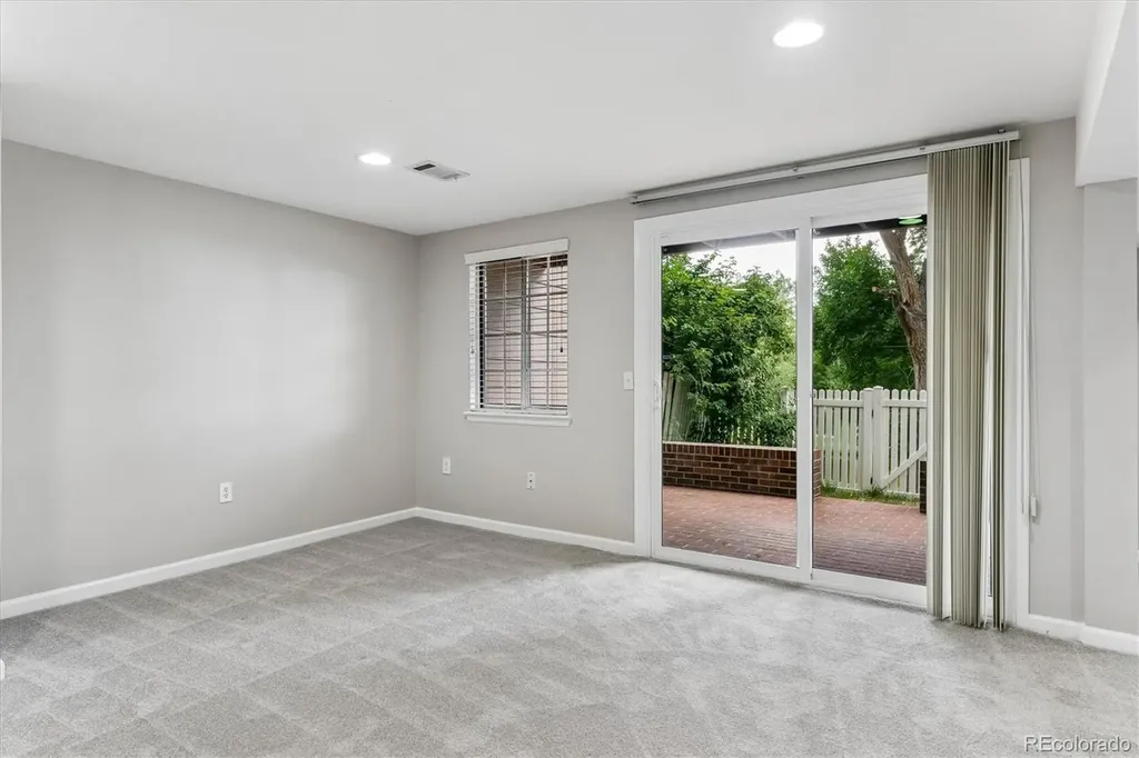 10417 Red Mountain W Littleton CO 80127