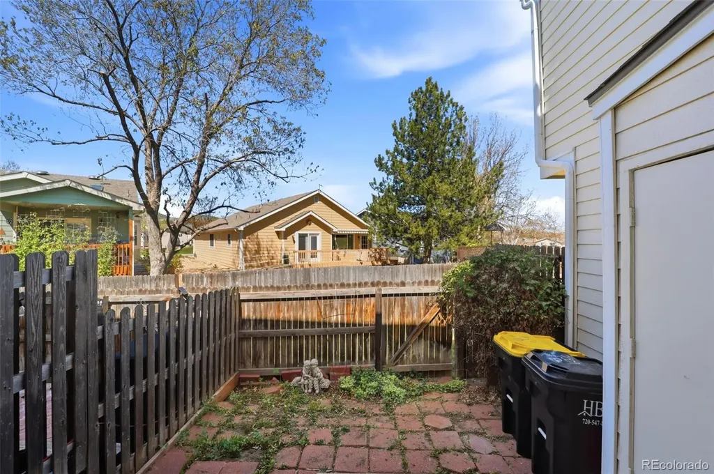9509 W Coal Mine Avenue Littleton CO 80123