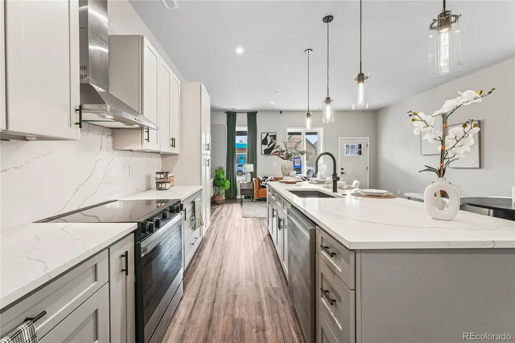 2949 Glenarm Place Denver CO 80205