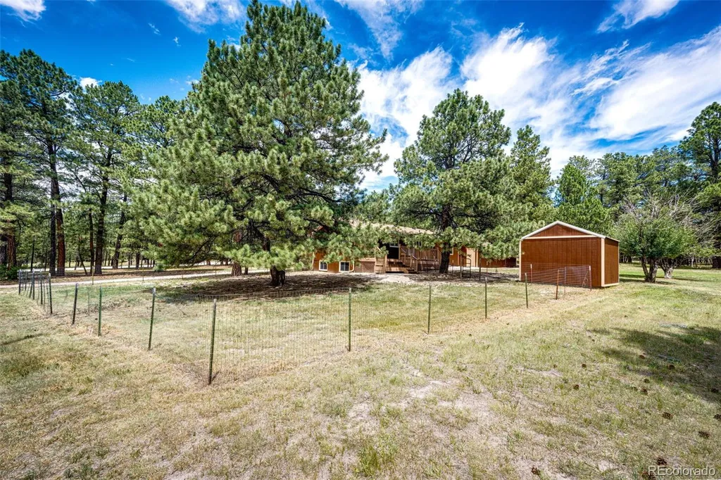 33802 Meadowlark Drive Elizabeth CO 80107
