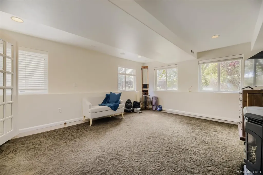 5611 S Hickory Street Littleton CO 80120