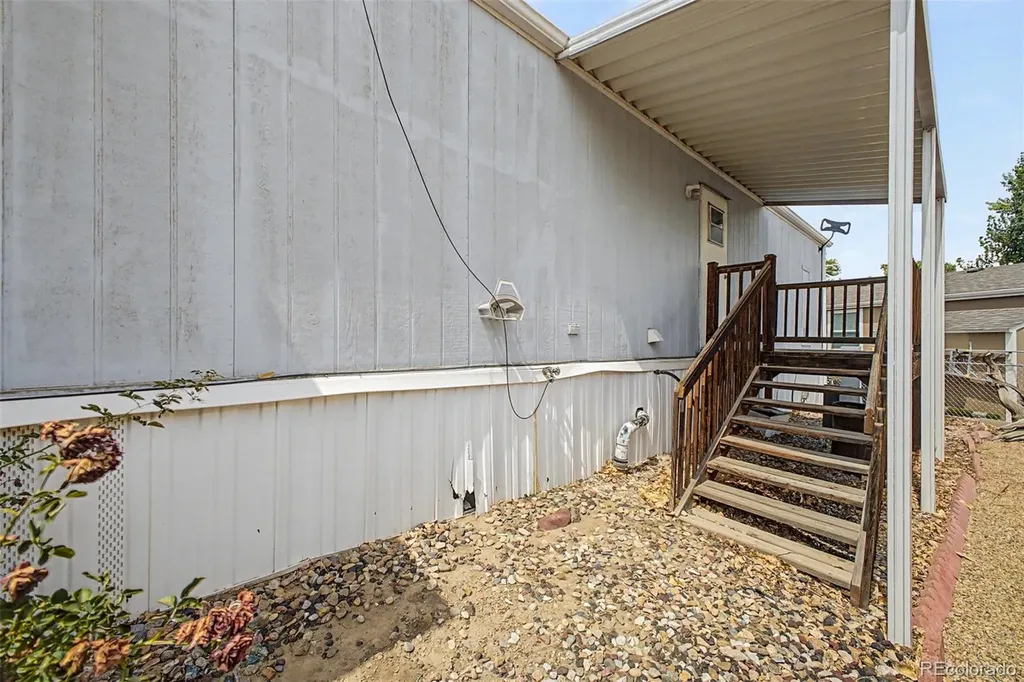 1801 W 92nd Avenue Denver CO 80260