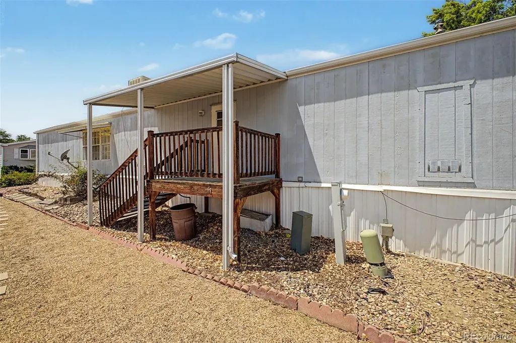 1801 W 92nd Avenue Denver CO 80260