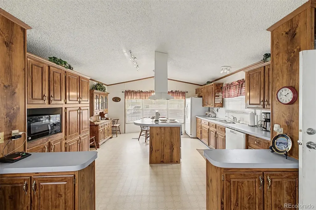 1801 W 92nd Avenue Denver CO 80260