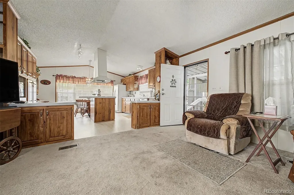 1801 W 92nd Avenue Denver CO 80260