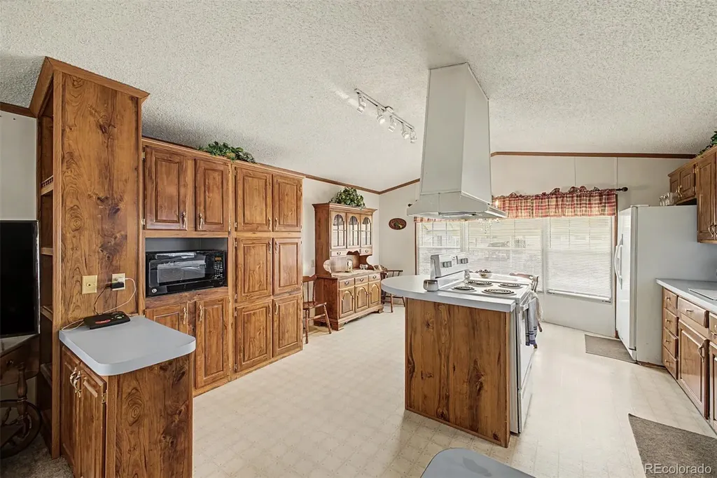 1801 W 92nd Avenue Denver CO 80260