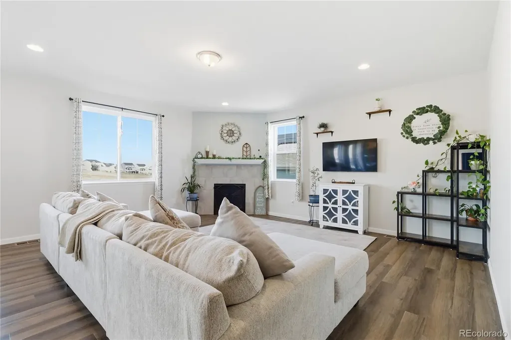39363 Stockton Circle Elizabeth CO 80107