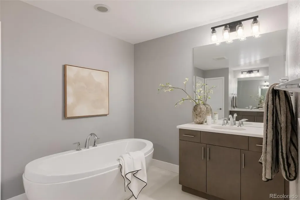 8910 Beekman Place Denver CO 80238
