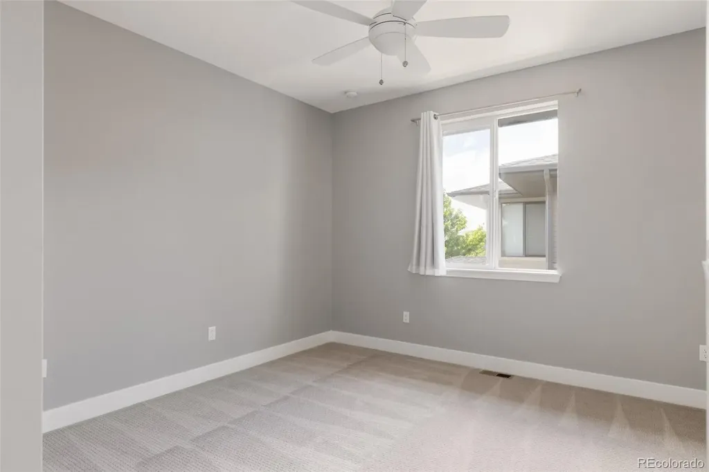 8910 Beekman Place Denver CO 80238
