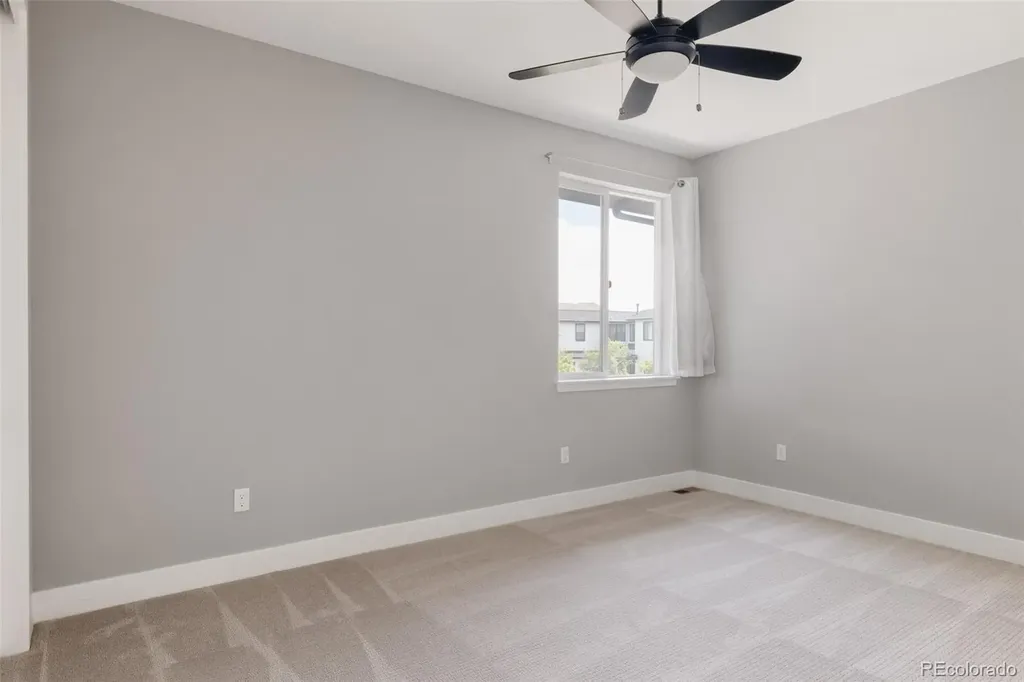 8910 Beekman Place Denver CO 80238