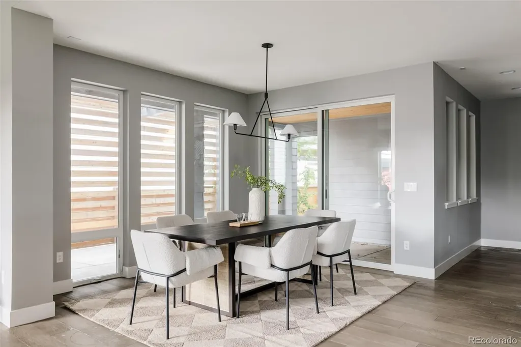 8910 Beekman Place Denver CO 80238