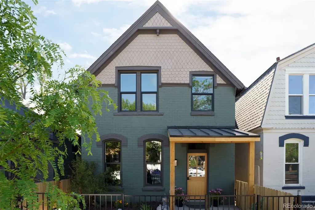 2563 N Emerson Street Denver CO 80205