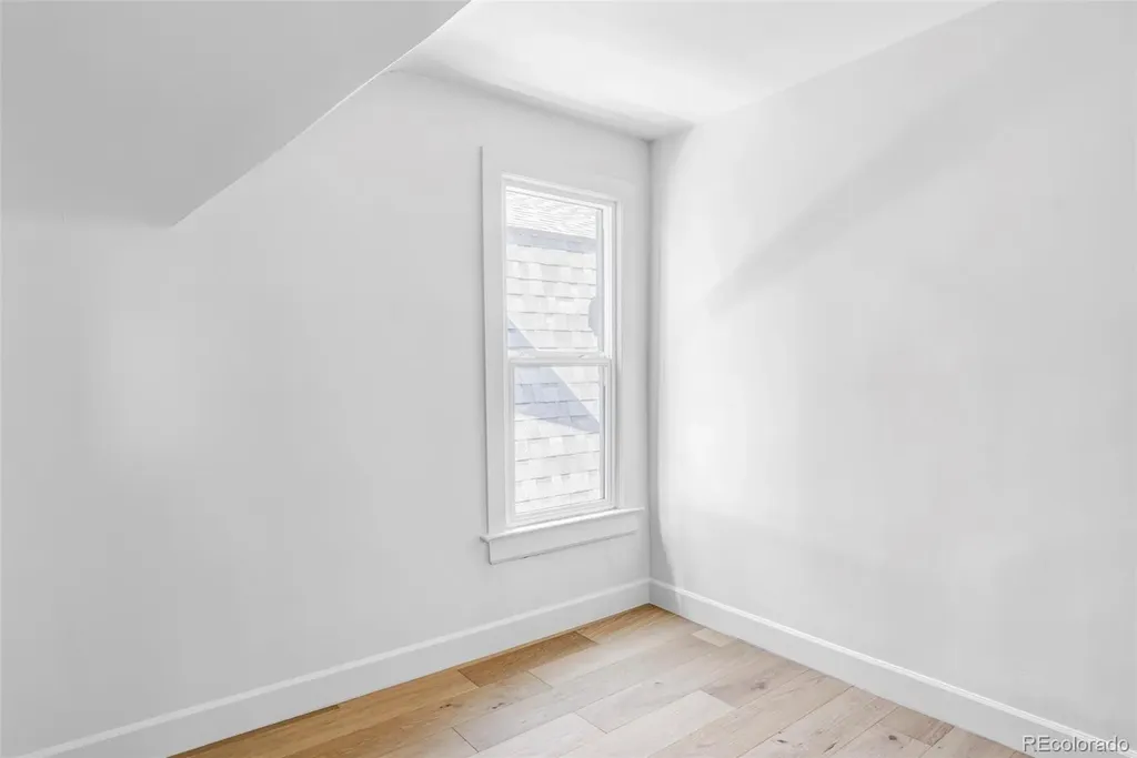 2563 N Emerson Street Denver CO 80205