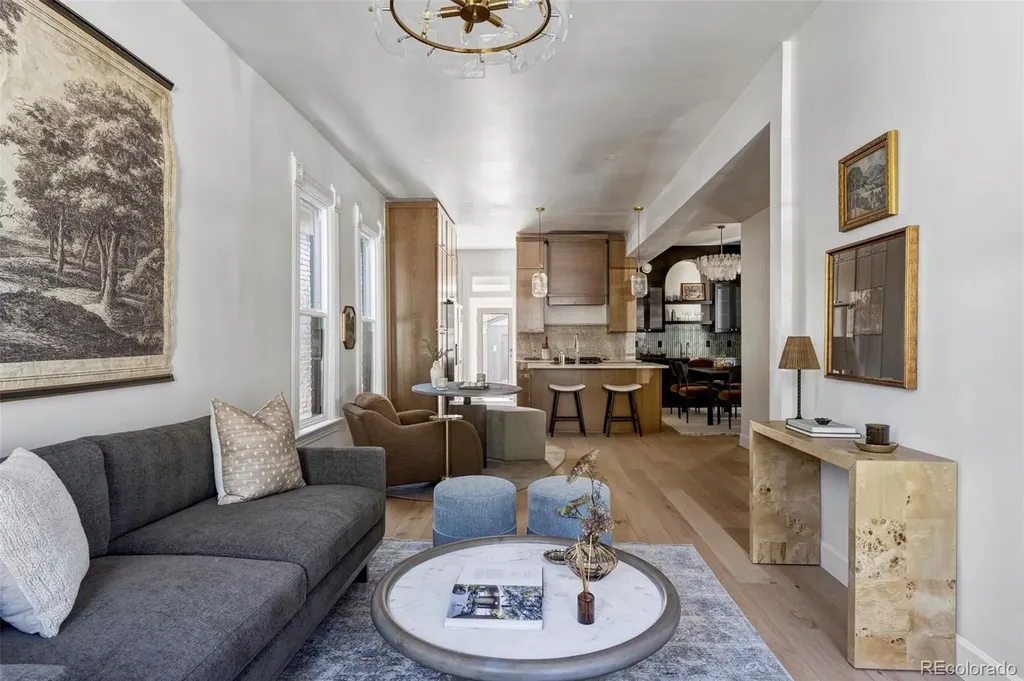 2563 N Emerson Street Denver CO 80205