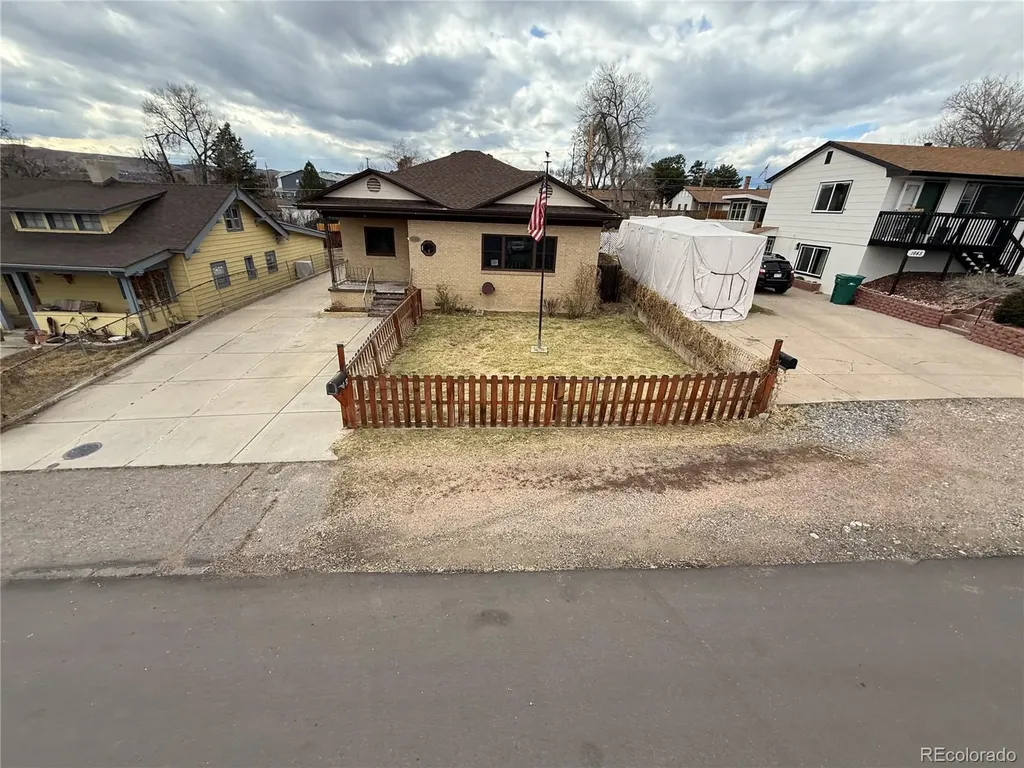 1651 Routt Street Lakewood CO 80215