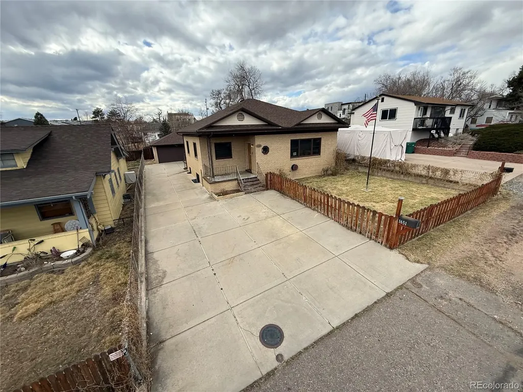 1651 Routt Street Lakewood CO 80215