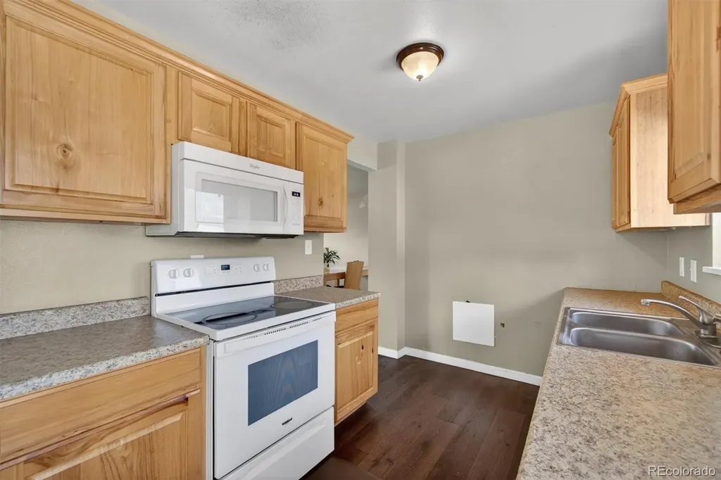 7855 Elder Circle Denver CO 80221