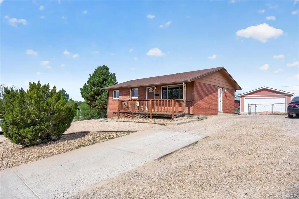 7855 Elder Circle Denver CO 80221