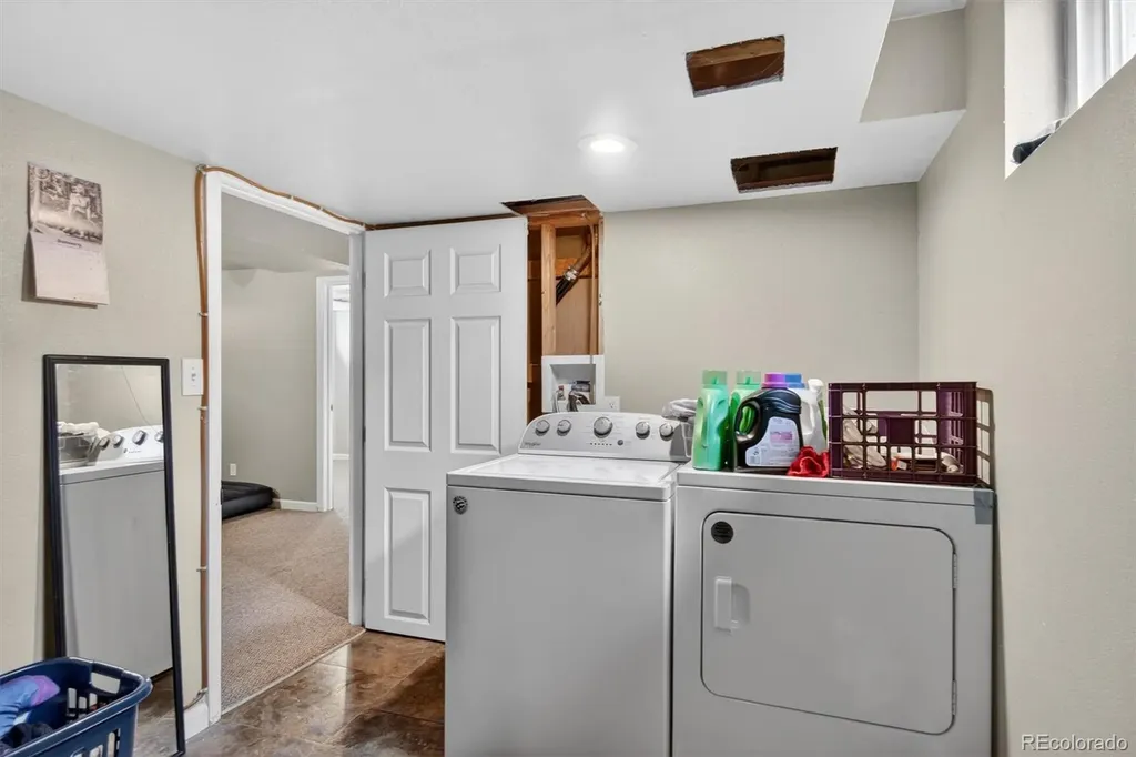 7855 Elder Circle Denver CO 80221