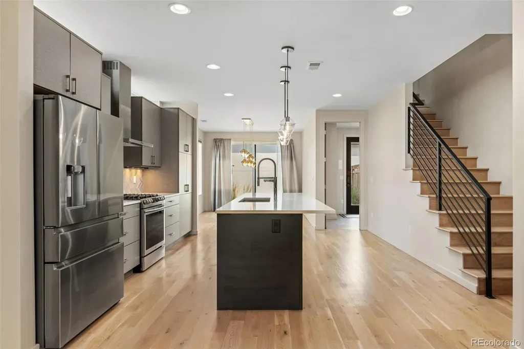 1318 Perry Street Denver CO 80204