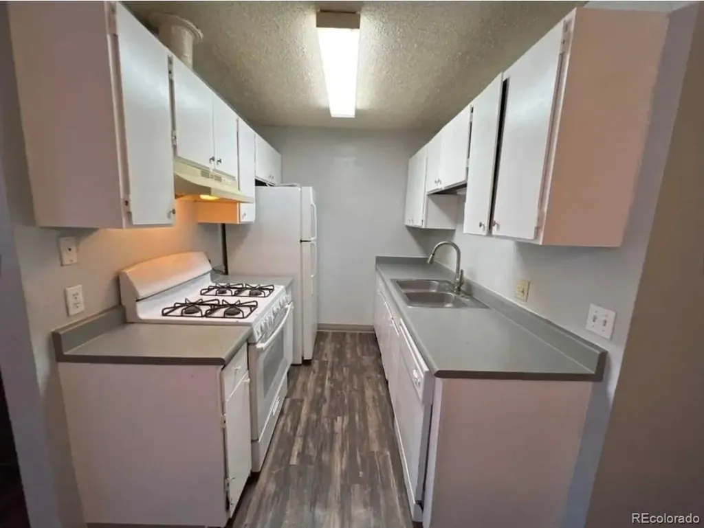10792 E Exposition Avenue Aurora CO 80012