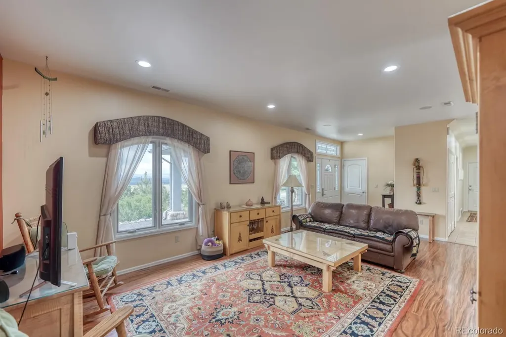 796 Knickerbocker Road Westcliffe CO 81252