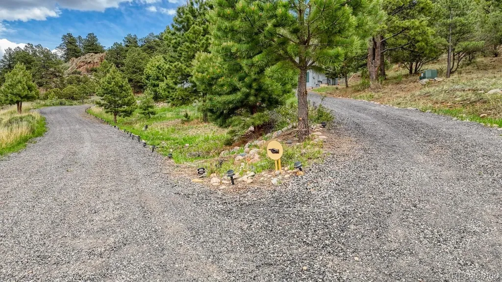 796 Knickerbocker Road Westcliffe CO 81252