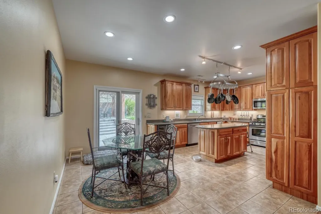 796 Knickerbocker Road Westcliffe CO 81252