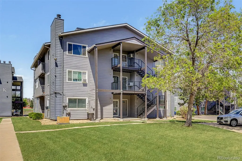 8100 W Quincy Avenue Littleton CO 80123