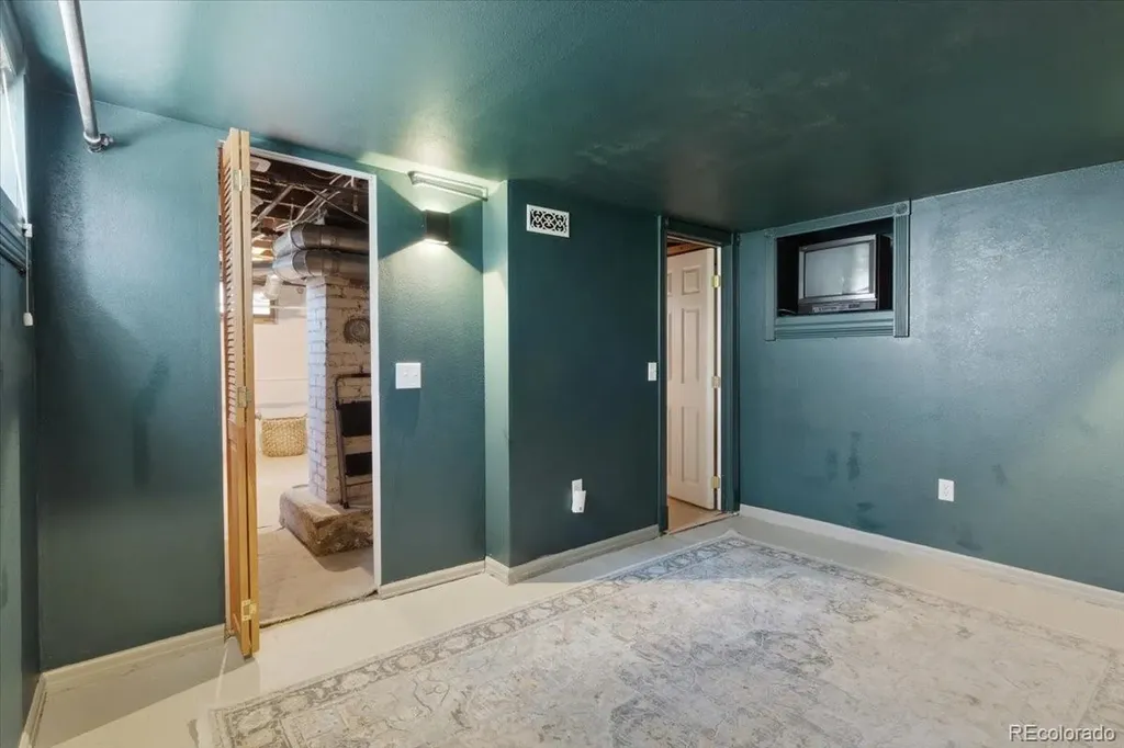 3077 Benton Street Wheat Ridge CO 80214