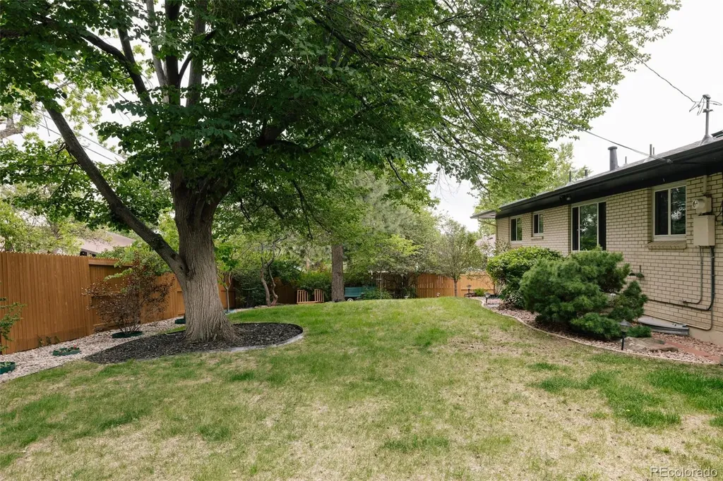 1844 S Van Gordon Street Lakewood CO 80228