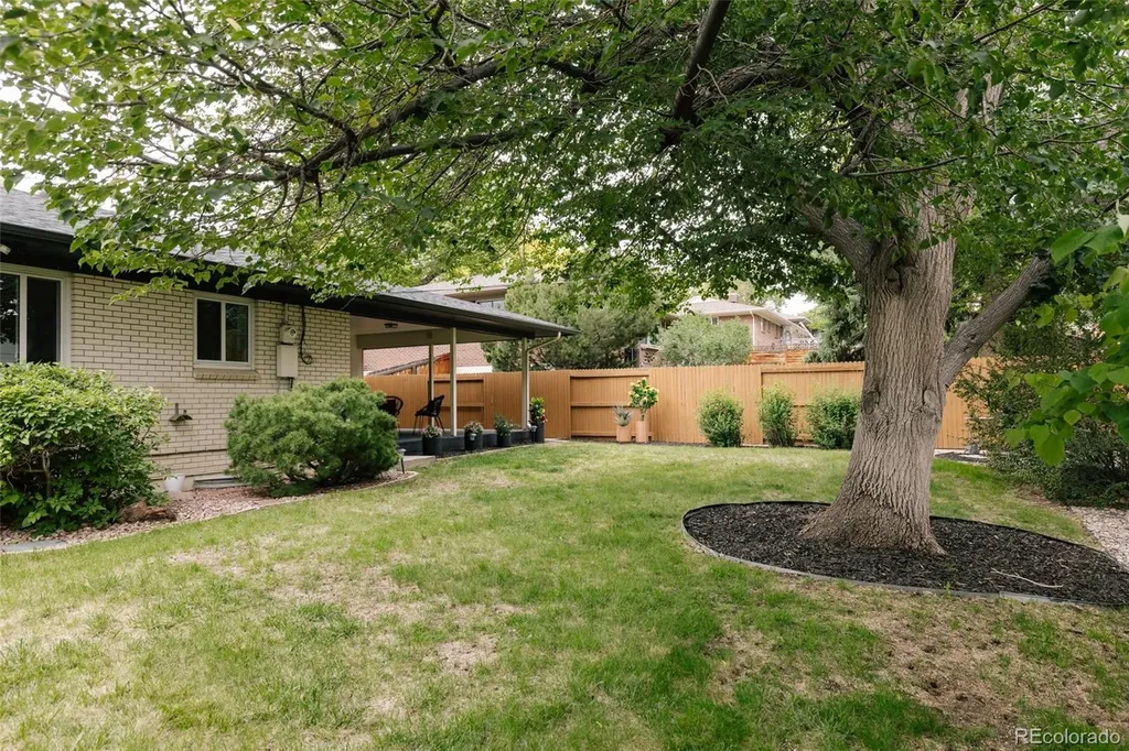 1844 S Van Gordon Street Lakewood CO 80228