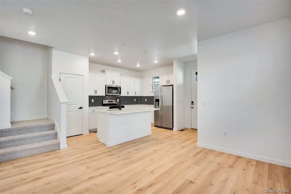 22265 E 6th Avenue Aurora CO 80018
