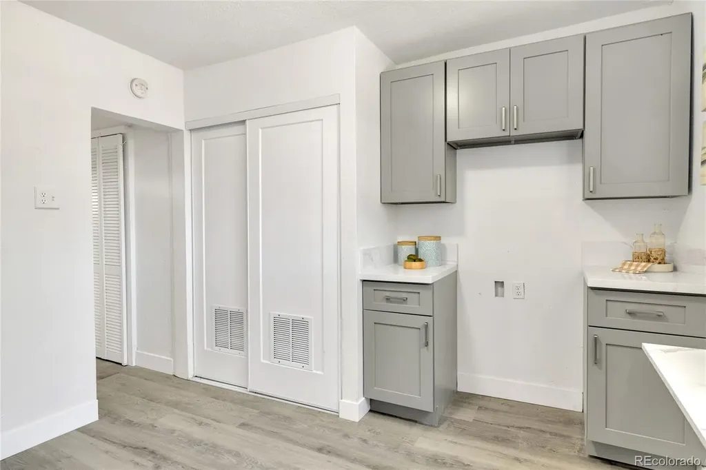 350 S Quitman Street Denver CO 80219