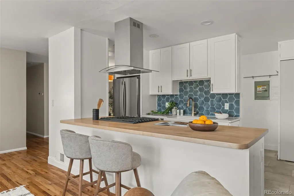 3201 S Glencoe Street Denver CO 80222